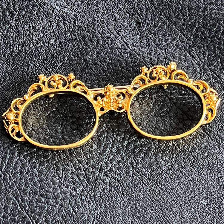 ヴィンテージ　アンティーク　眼鏡型　メガネ　ブローチ　コサージュ　アクセサリー