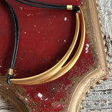 【ネックレス】Monet モネ　ブラックコード　クレッセント　90'sUSA