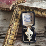 【ブローチ】フルールドリス　百合の紋章　マザーオブパール　シェル　60’sイギリス　