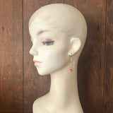【ピアス】赤い花　ヴィクトリアン　ロマンチック　ロンデルボール　70’sフランス