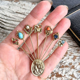 【ブローチ】goldette ゴルデット　7個チャーム　カニ　カメオ　色石　60’s USA