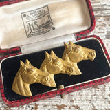 【ブローチ】3頭の馬　シャビーゴールド　真鍮　50’sイギリス