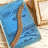 【ブレス】ヘキサゴン　六角形　蜂の巣　ハニカム　ゴールド　60’sフランス