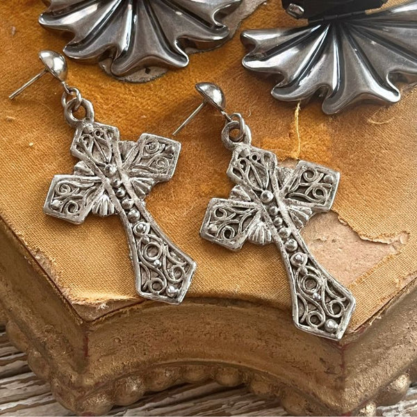 十字架（ゴシッククロス）レリーフ彫刻 アンティークブラック