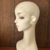 【イヤリング】WEISS 紫陽花　アジサイ　スノーボール　ブーケ　ターコイズ　60’sUSA