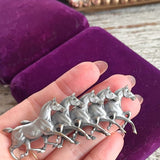 【ブローチ】馬　horse ５頭　並走　マットシルバー　60’sフランス