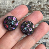 【イヤリング】ブラックパープル　花　ミニラウンド　60’sドイツ