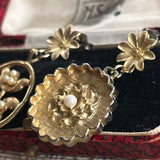 【ピアス】アシンメトリー　花　植物　ゴールド　パイ皿　60'sイギリス