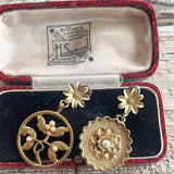 【ピアス】アシンメトリー　花　植物　ゴールド　パイ皿　60'sイギリス