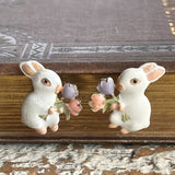 【ピアス】ウサギ　rabbit 花を持つウサギ　MJ社　 60’sUSA