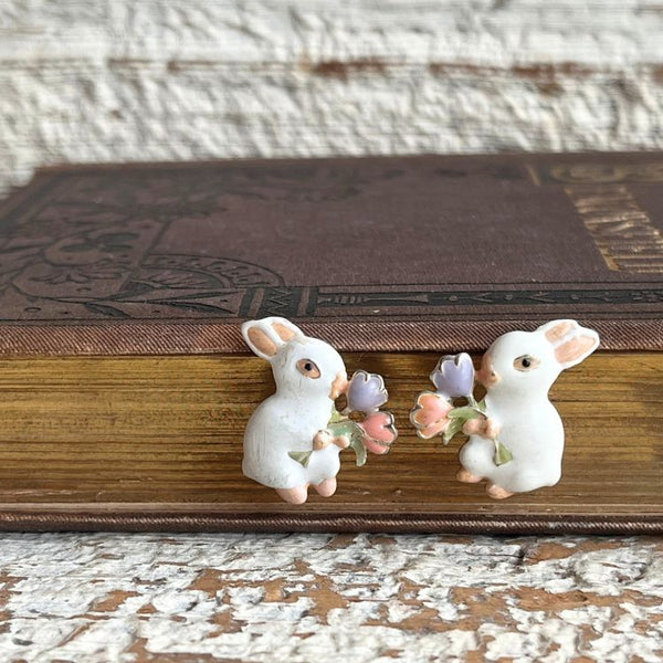 ピアス】ウサギ rabbit 花を持つウサギ MJ社 60'sUSA – Lamp vintage