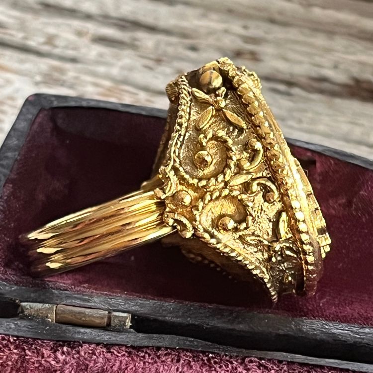 リング】練り香水 ソリッドパフューム 馬 horse ゴールドリング