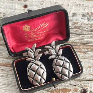 【ピアス】パイナップル　pineapple シャビー　遊び心　unique 70'sUSA