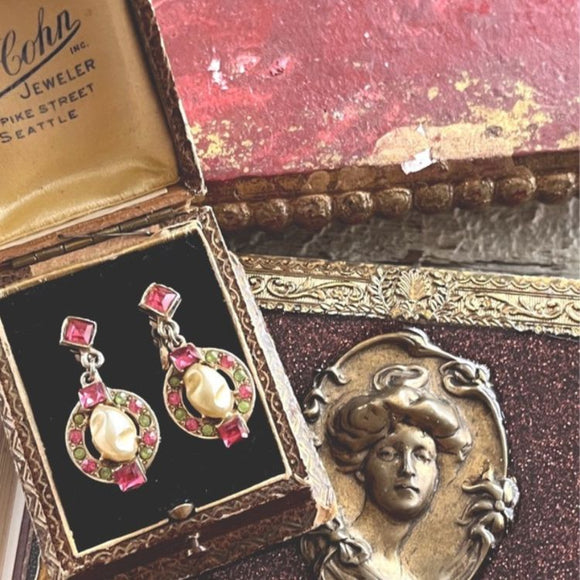 【イヤリング】バロックパール　ピンクグリーン　ロマンチック　50’sイギリスvintage
