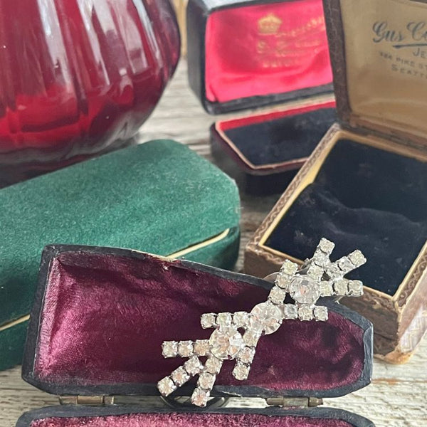 64_f64c8e30-0b69-4ece-b2ae-