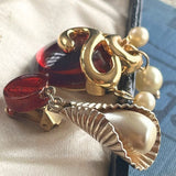 【イヤリング】アシンメトリー　NINARICCI シャムレッド　パール　70’sフランス