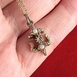 【ネックレス】紋章　パール　ロングネックレス　50’sフランス　