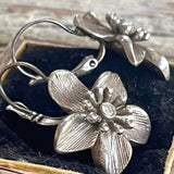 【ピアス】花　立体フラワー　シャビー　70'sフランス