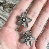 【ピアス】花　立体フラワー　シャビー　70'sフランス