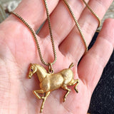 【ネックレス】馬　ホース　真鍮　駆ける馬　ルビー　70’sフランス