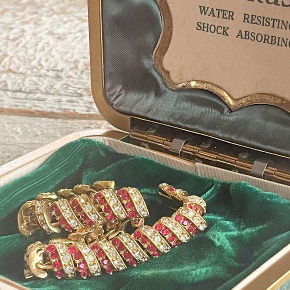 【ブレス】マゼンタピンク　フューシャピンク　ラグジュアリー　60’sフランス