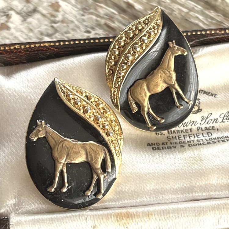 イギリスアンティークピアス馬9ct